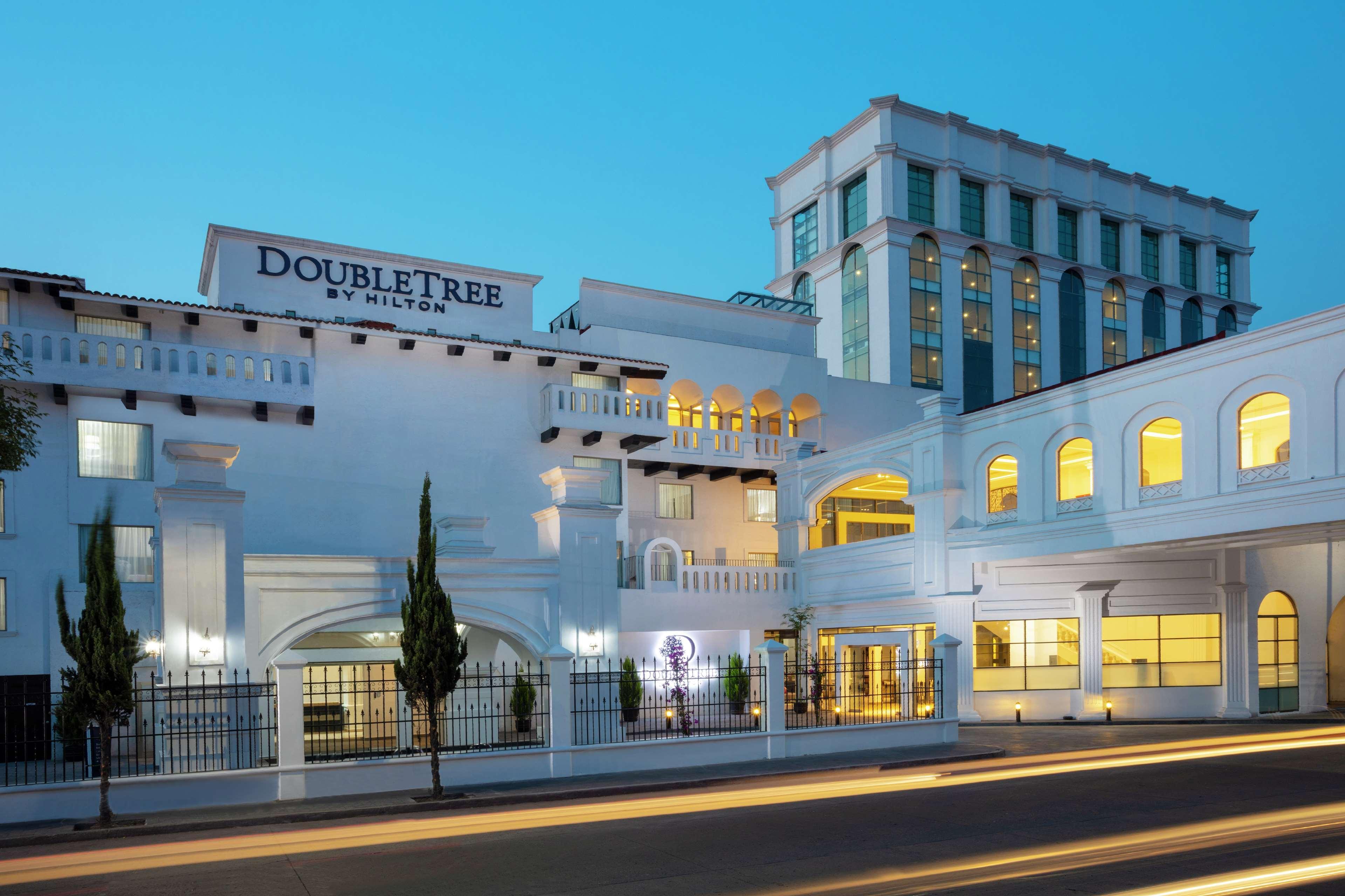Doubletree By Hilton Toluca Hotell Exteriör bild